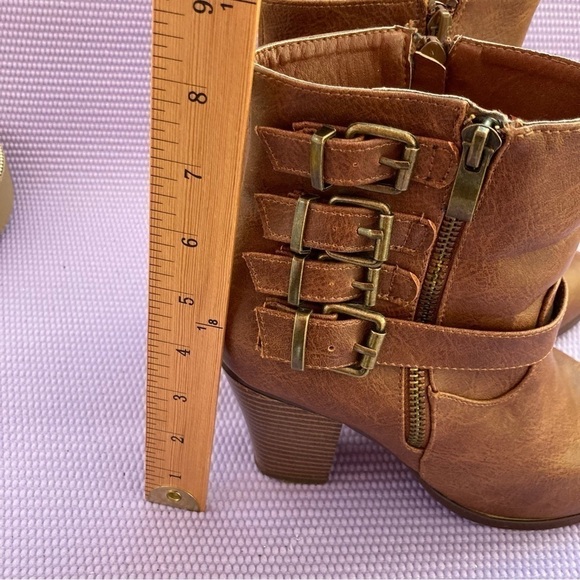 JustFab Trinley Buckle Detail Booties Size 9 Brown - Picture 6 of 9